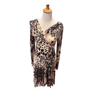 Karen Kane long sleeve size S leopard print dress